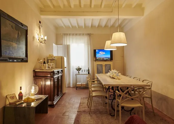 Adaesabocortona * Κορτόνα